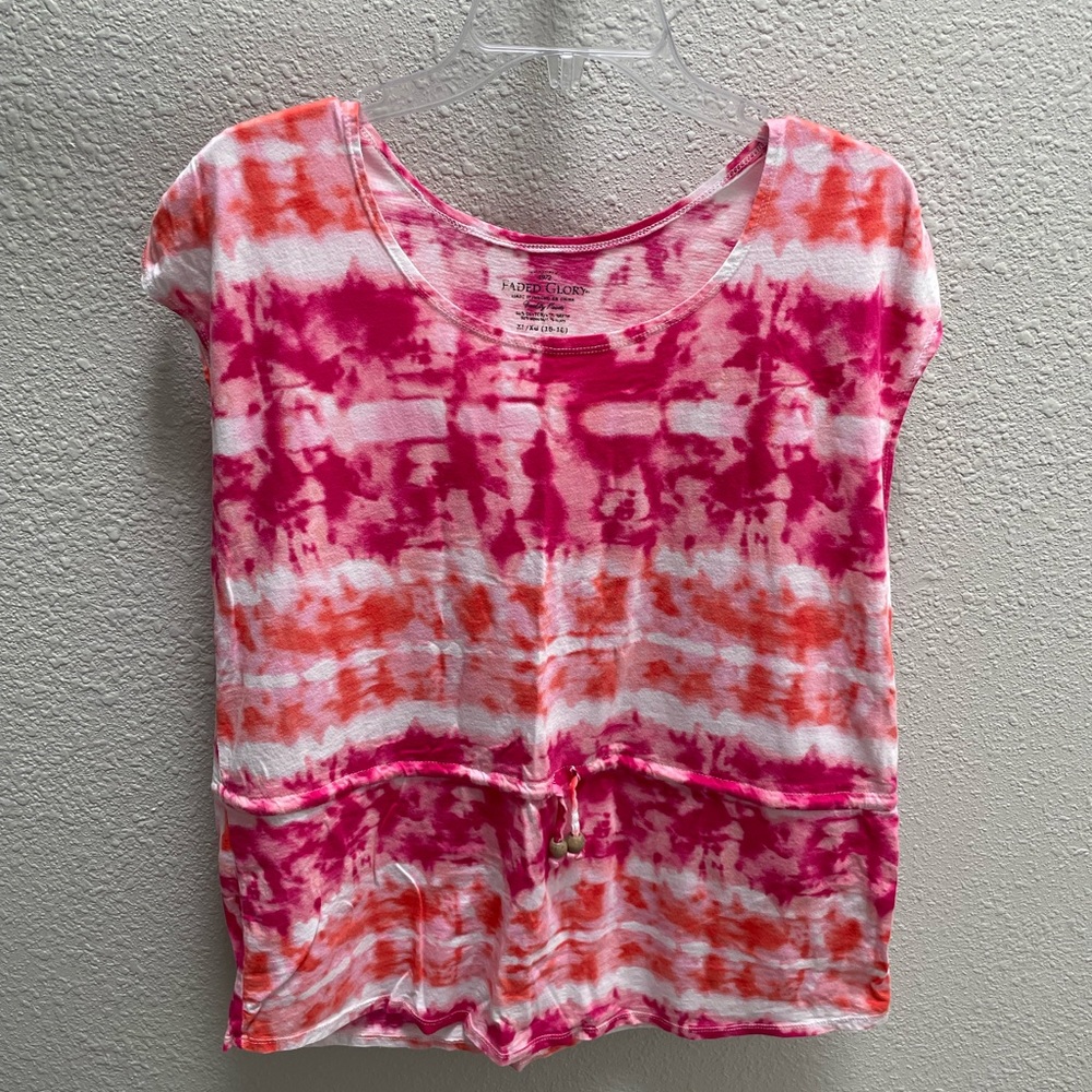 ‼️DONATED‼️❤️‍🔥3/$15❤️‍🔥Women’s Cap Sleeve Top - Size XL (16-18)